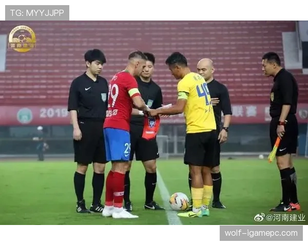 比利亚雷亚尔主场阵容更新，新赛季调整呈现积极竞技面貌